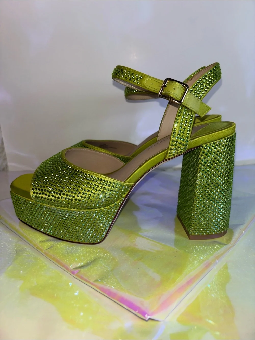 ANTONIO MELANI Neon Green Crystal Platform Sandals NWT SIZE 7.5